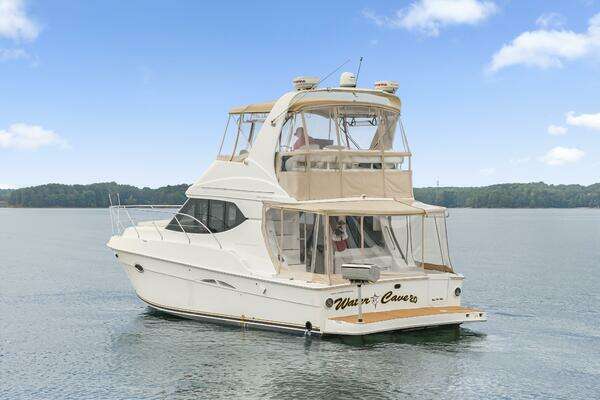 Photo of the 2005 Silverton 34 Convertible "Water Cave"