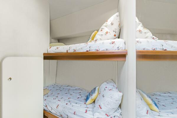 Water Cave 38ft Silverton Yacht For Sale