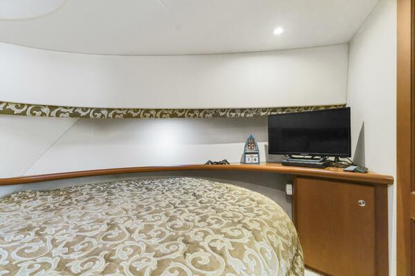 Water Cave 38ft Silverton Yacht For Sale