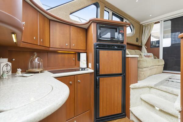 Water Cave 38ft Silverton Yacht For Sale