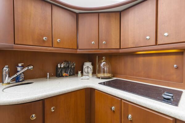 Water Cave 38ft Silverton Yacht For Sale