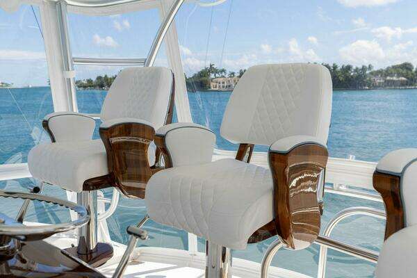 Viking 82 Convertible Yacht For Sale