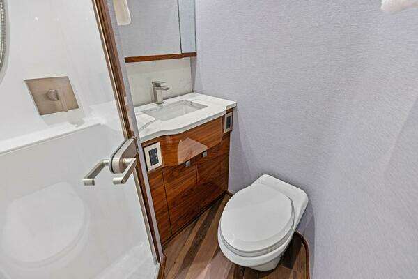 Viking 82 Convertible Yacht For Sale