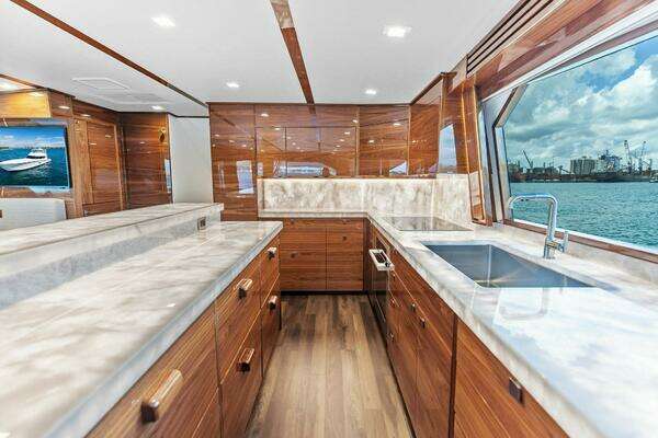 Viking 82 Convertible Yacht For Sale