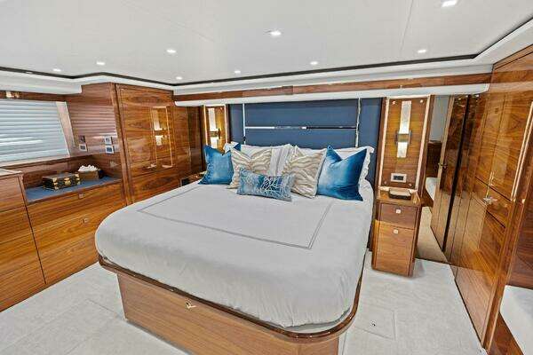 Viking 82 Convertible Yacht For Sale
