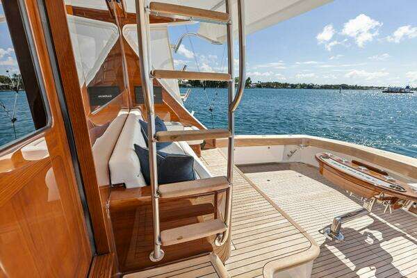 Viking 82 Convertible Yacht For Sale