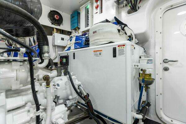 Viking 82 Convertible Yacht For Sale