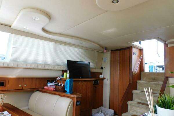 Photo of the 2003 Cruisers Yachts 3750 Motoryacht "How Lucky"