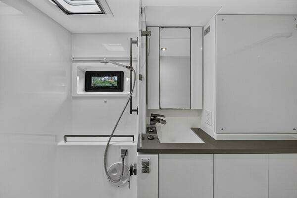 Leopard  Yacht For Sale