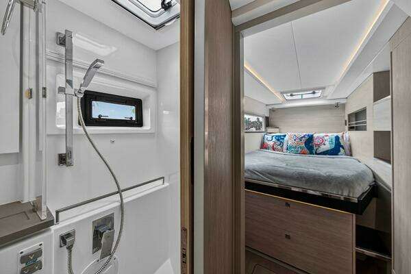 Leopard  Yacht For Sale