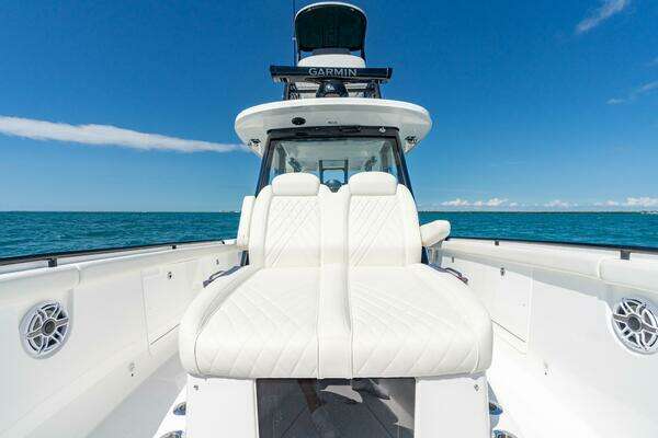 Everglades 375 Center Console Yacht For Sale
