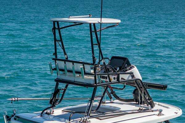 Everglades 375 Center Console Yacht For Sale