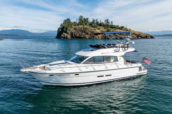 Nimbus 405 Flybridge Yacht For Sale