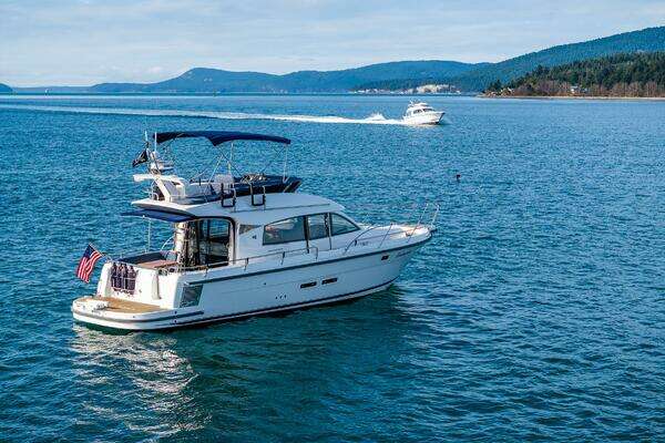 Nimbus 405 Flybridge Yacht For Sale