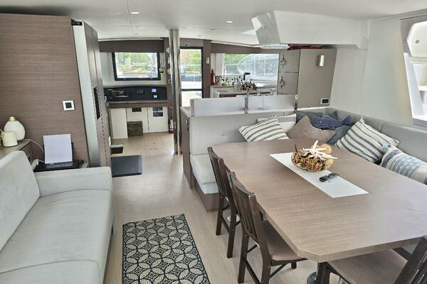 Merry Time 48ft Bali Yacht For Sale