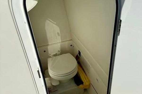 Amy s Cupholder  26ft Regulator Yacht For Sale Amy s Cupholder  26ft Regulator Yacht For Sale