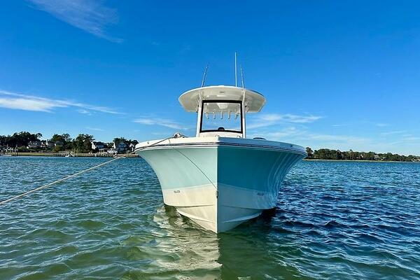 Amy s Cupholder  26ft Regulator Yacht For Sale Amy s Cupholder  26ft Regulator Yacht For Sale