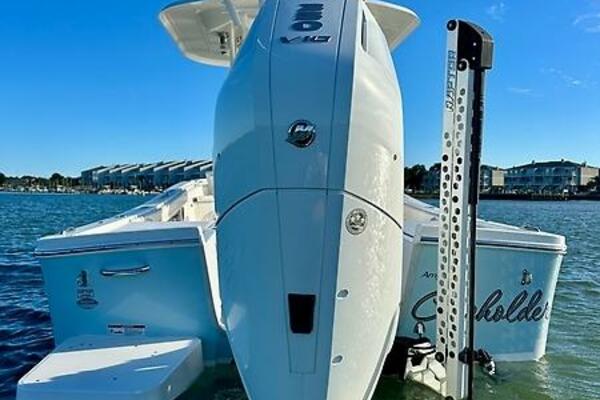 Amy s Cupholder  26ft Regulator Yacht For Sale Amy s Cupholder  26ft Regulator Yacht For Sale