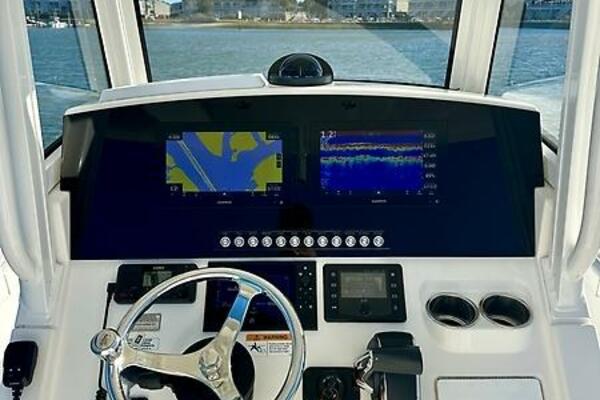 Amy s Cupholder  26ft Regulator Yacht For Sale Amy s Cupholder  26ft Regulator Yacht For Sale