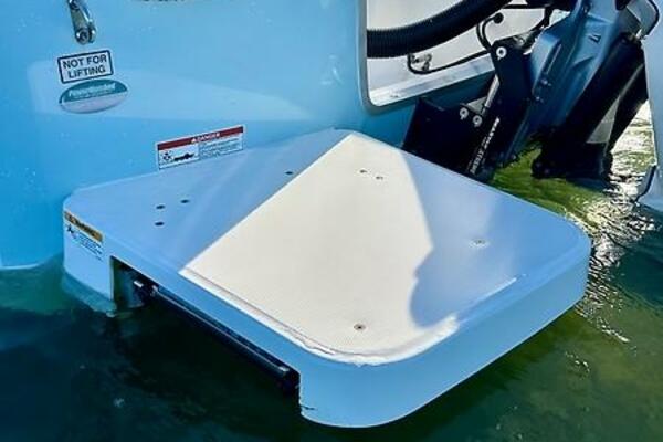 Amy s Cupholder  26ft Regulator Yacht For Sale Amy s Cupholder  26ft Regulator Yacht For Sale