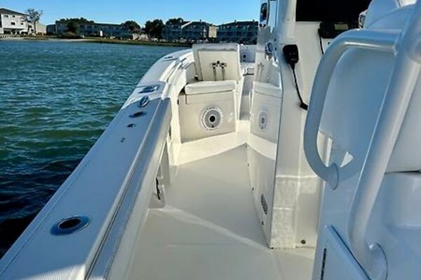 Amy s Cupholder  26ft Regulator Yacht For Sale Amy s Cupholder  26ft Regulator Yacht For Sale