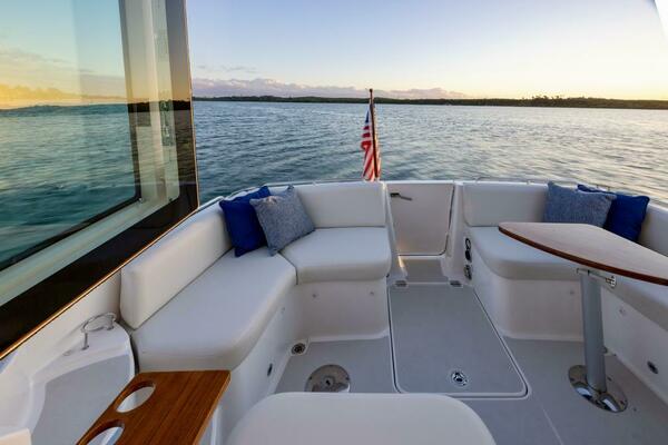 37ft Back Cove Yacht For Sale