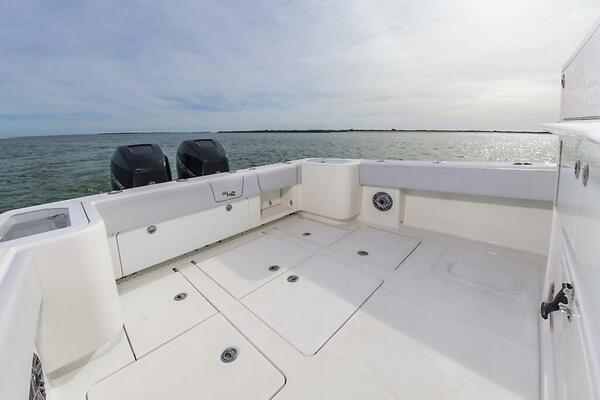 32ft SeaVee Yacht For Sale