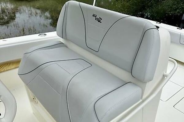 32ft SeaVee Yacht For Sale 32ft SeaVee Yacht For Sale