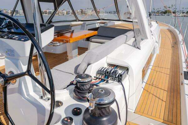 Beneteau Oceanis Yacht 60 Yacht For Sale