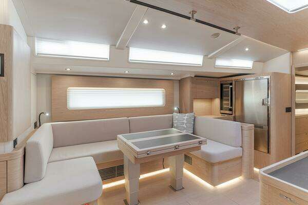 Beneteau Oceanis Yacht 60 Yacht For Sale