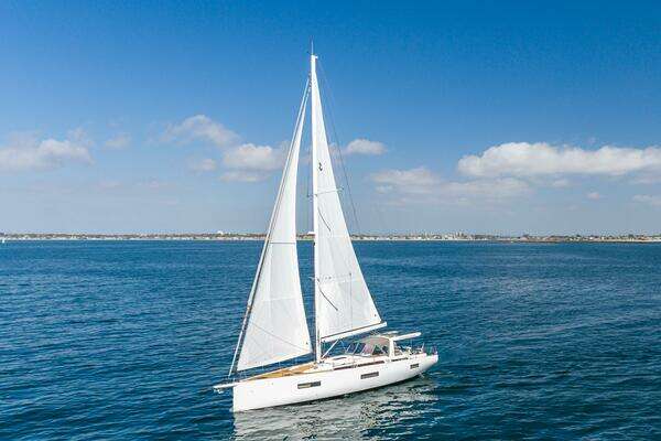 Beneteau Oceanis Yacht 60 Yacht For Sale