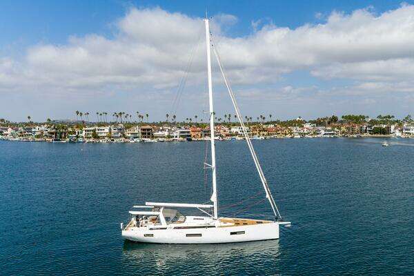 Beneteau Oceanis Yacht 60 Yacht For Sale
