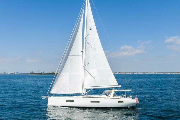 Beneteau Oceanis Yacht 60 Yacht For Sale