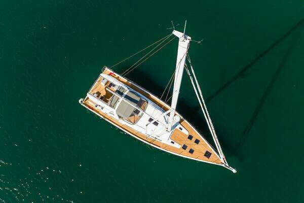 Beneteau Oceanis Yacht 60 Yacht For Sale