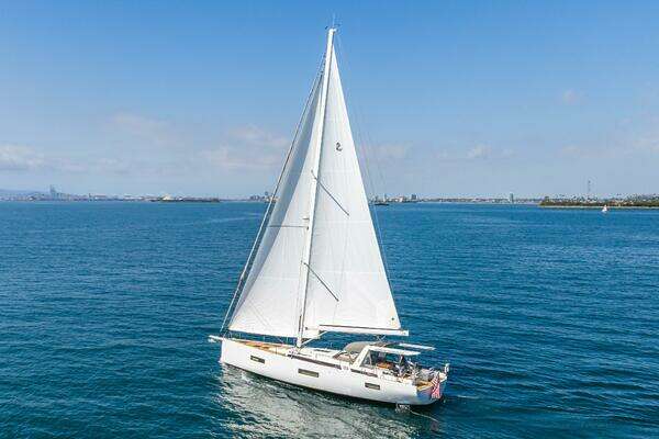 Beneteau Oceanis Yacht 60 Yacht For Sale