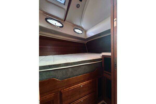 Back Cove 37 Yacht For Sale