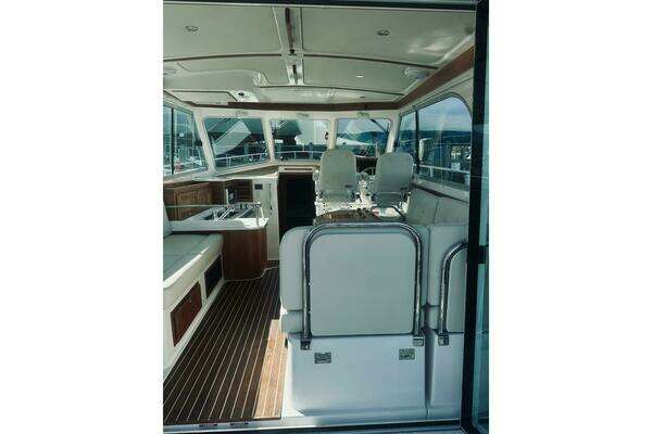 Back Cove 37 Yacht For Sale