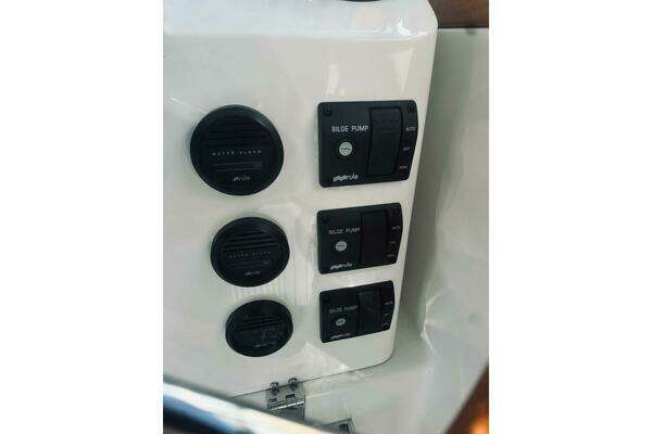 Back Cove 37 Yacht For Sale