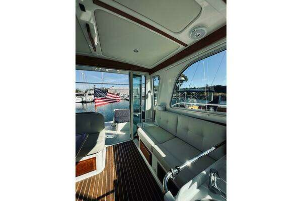 Back Cove 37 Yacht For Sale