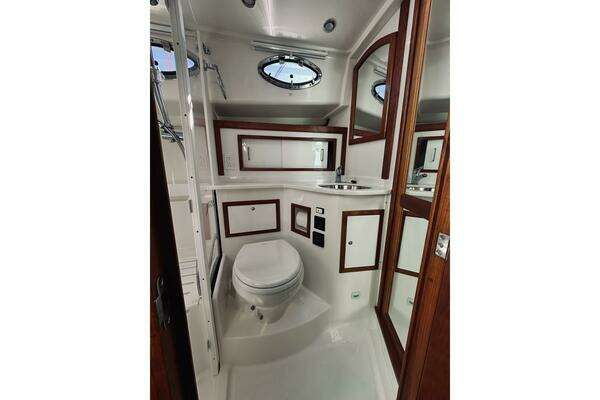 Back Cove 37 Yacht For Sale