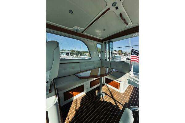 Back Cove 37 Yacht For Sale