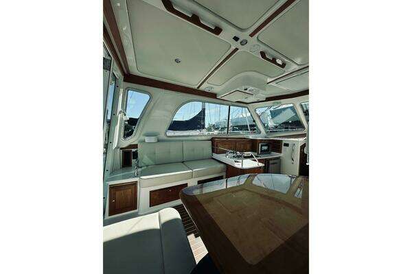 Back Cove 37 Yacht For Sale