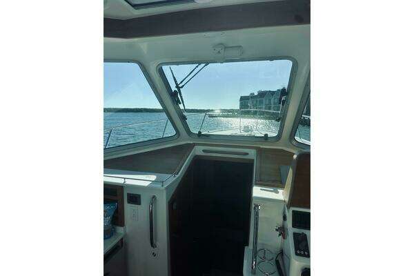 Back Cove 37 Yacht For Sale