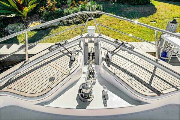 Belize 66 Daybridge Yacht For Sale