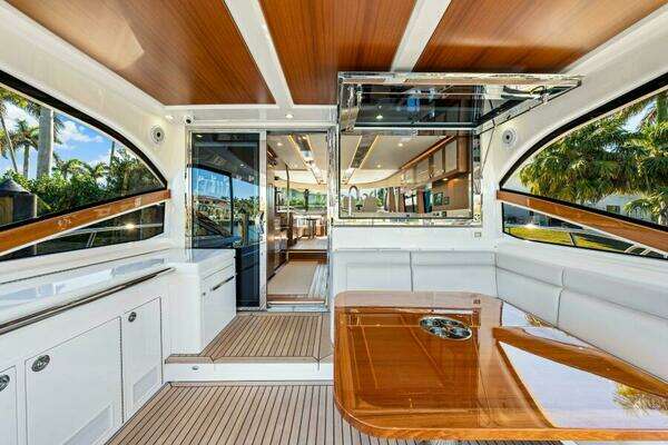 Belize 66 Daybridge Yacht For Sale