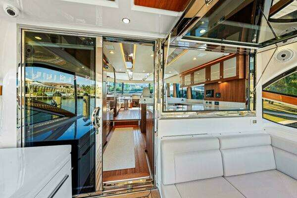 Belize 66 Daybridge Yacht For Sale