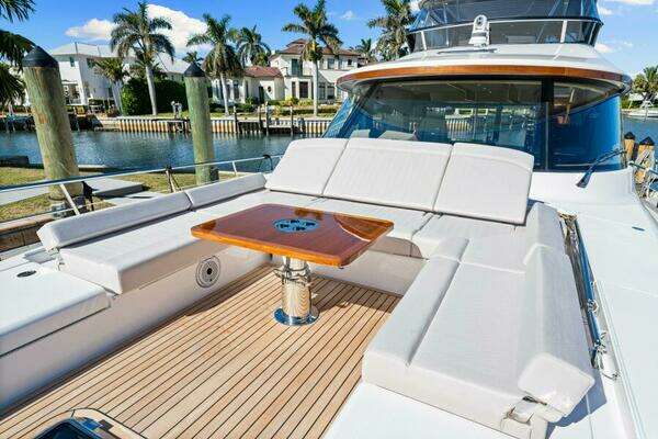 Belize 66 Daybridge Yacht For Sale