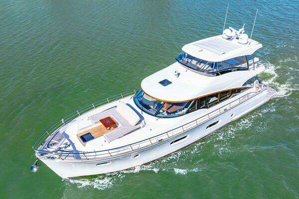 Belize 66 Daybridge Yacht For Sale