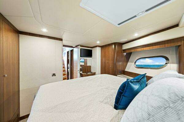 Belize 66 Daybridge Yacht For Sale
