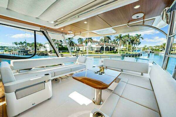 Belize 66 Daybridge Yacht For Sale